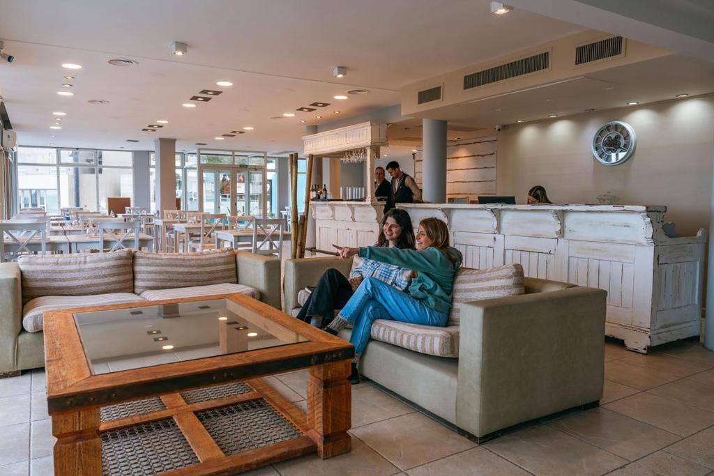 Rayentray Las Restingas Hotel De Mar Puerto Pirámides Extérieur photo