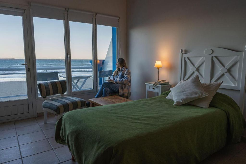 Rayentray Las Restingas Hotel De Mar Puerto Pirámides Extérieur photo