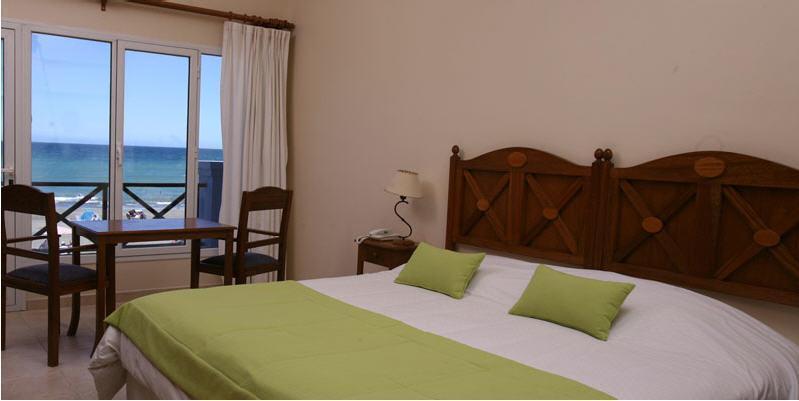 Rayentray Las Restingas Hotel De Mar Puerto Pirámides Extérieur photo